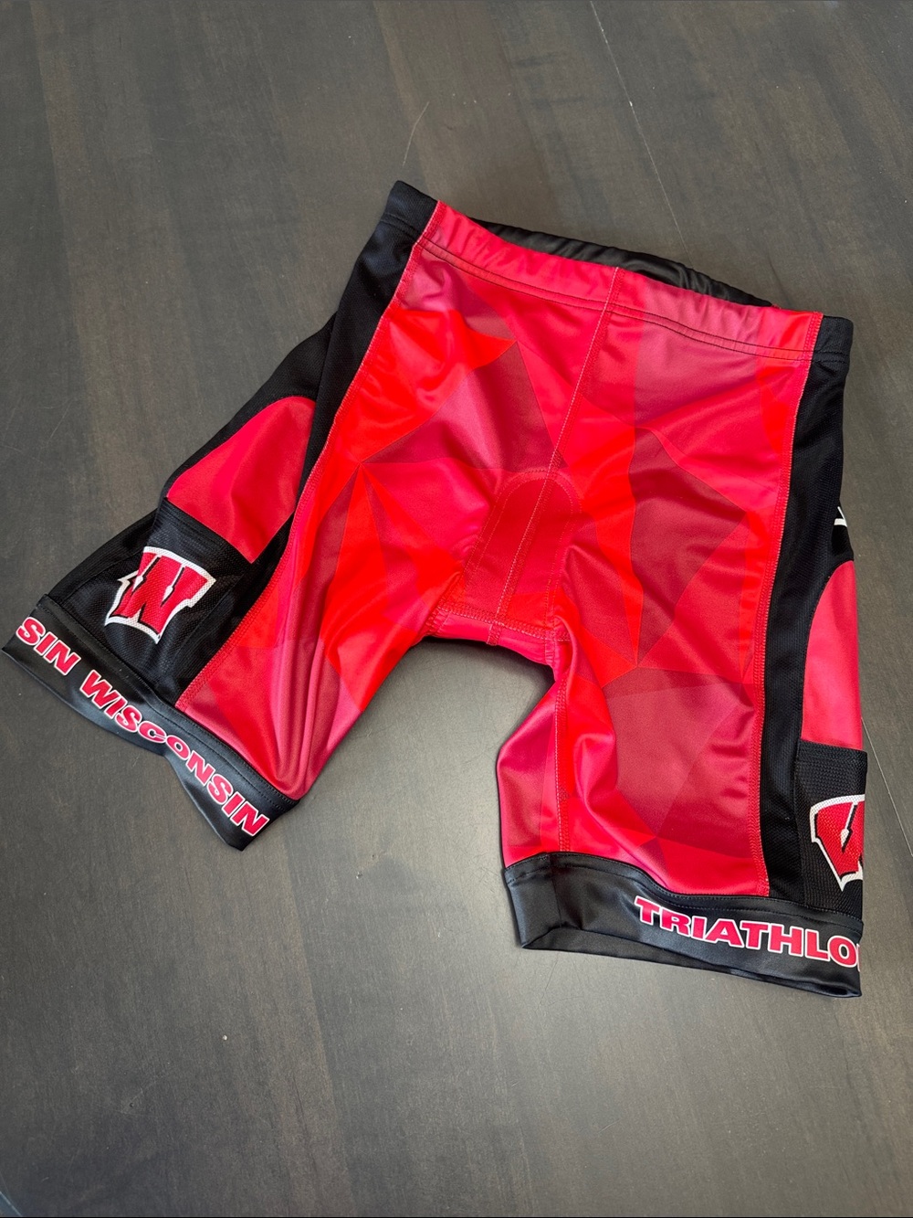 U W Madison Triathlon Cycling Biking Shorts College Team Men’s Medium WI Badgers